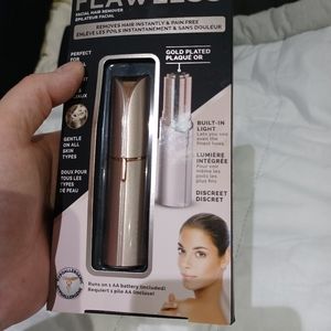 Flawless facial hair remover